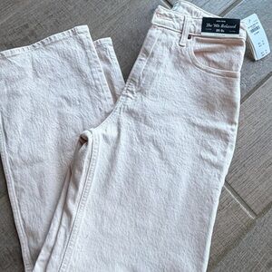 Abercrombie & Fitch Women's Jeans in very Light  blush color*size 25 (0) relaxed
